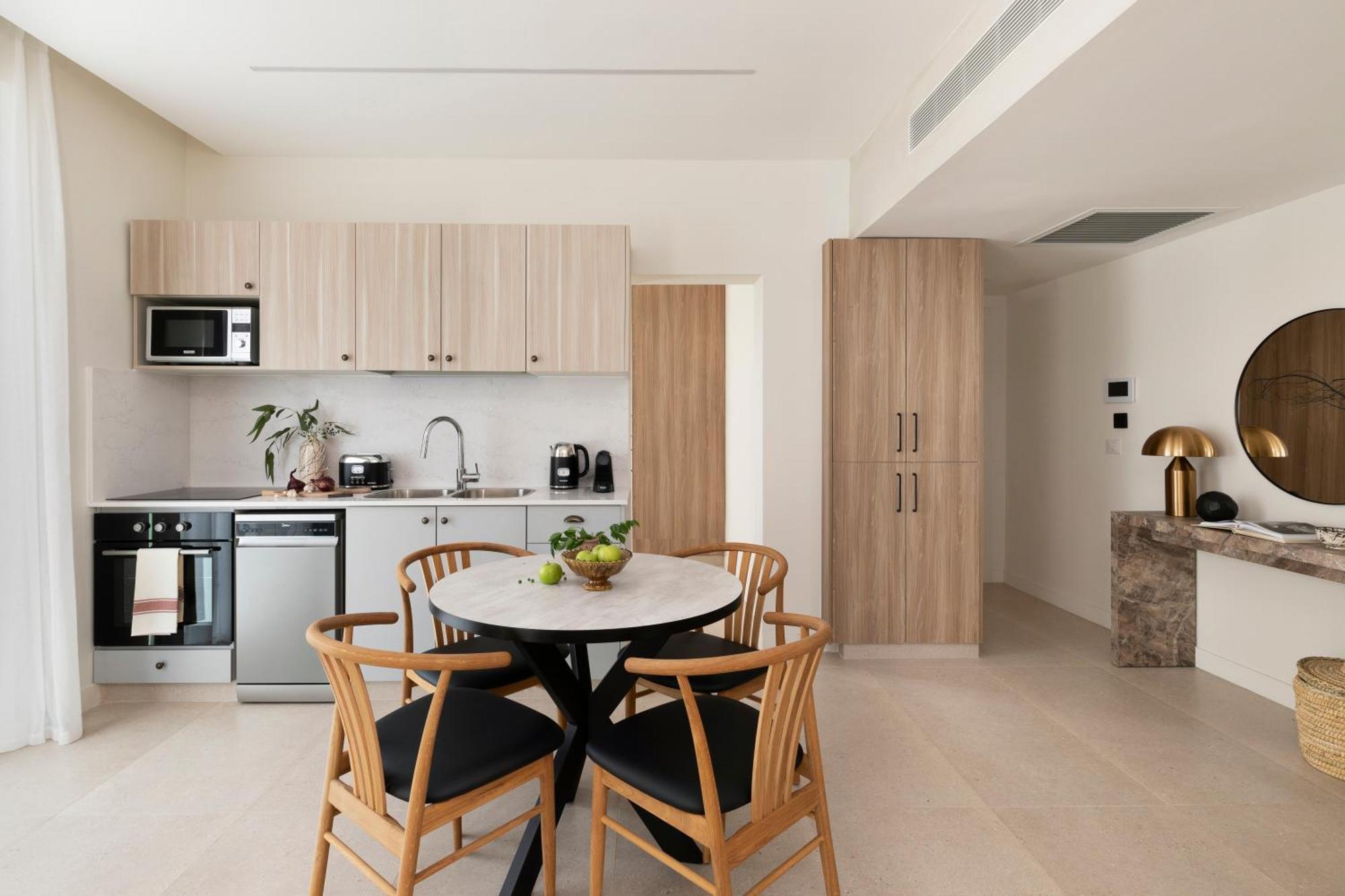 The J - Luxury Apartments By Localz Jeruzsálem Kültér fotó