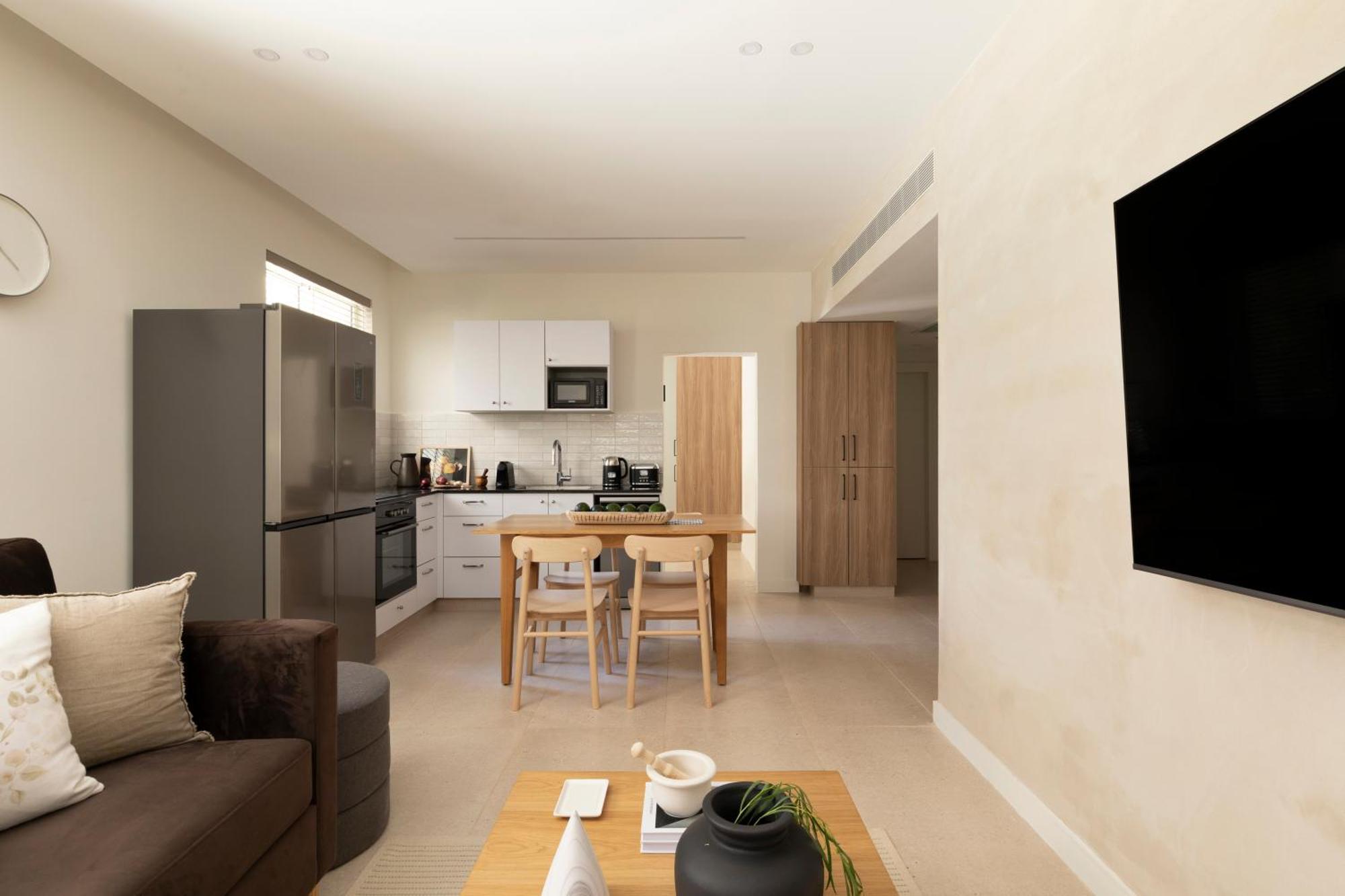 The J - Luxury Apartments By Localz Jeruzsálem Kültér fotó
